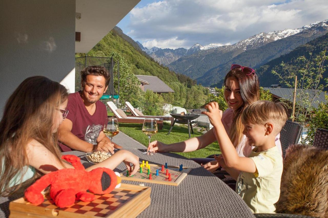 Alpenzauber Apartment Montafon Санкт-Галленкирх Экстерьер фото